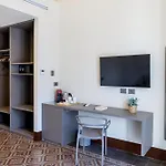 Palazzo Costarelli - 4* Catânia