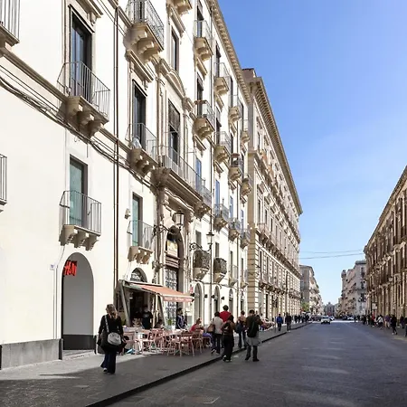 Palazzo Costarelli - Bed & Breakfast Catania
